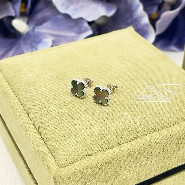 Van Cleef & Arpels Earring CE81764