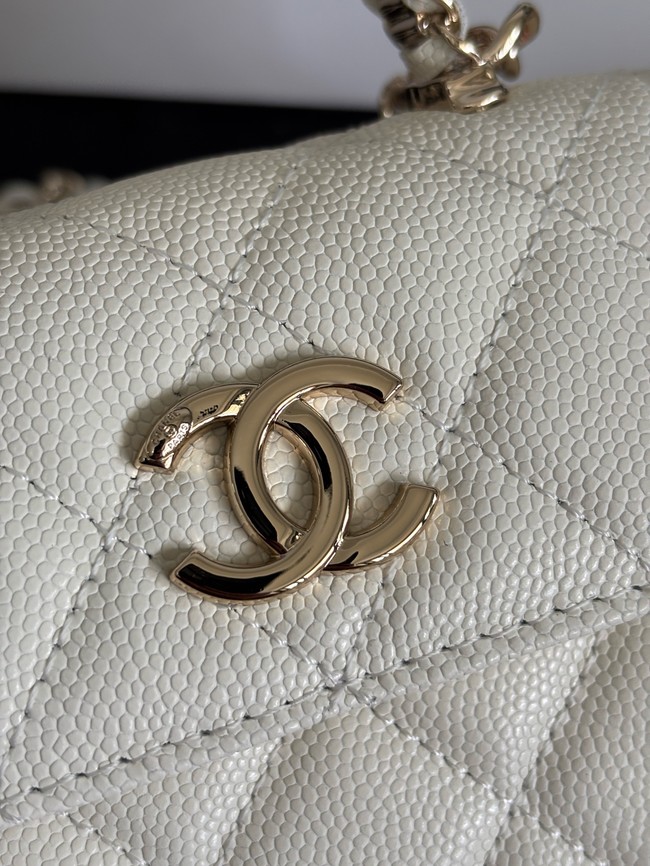 CHANEL Clutch With Chain 96183 white