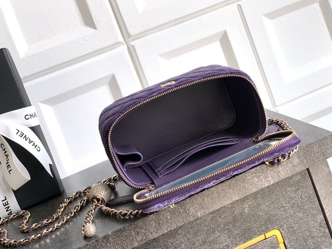 CHANEL velvet Vanity with Chain AP3940 Purple