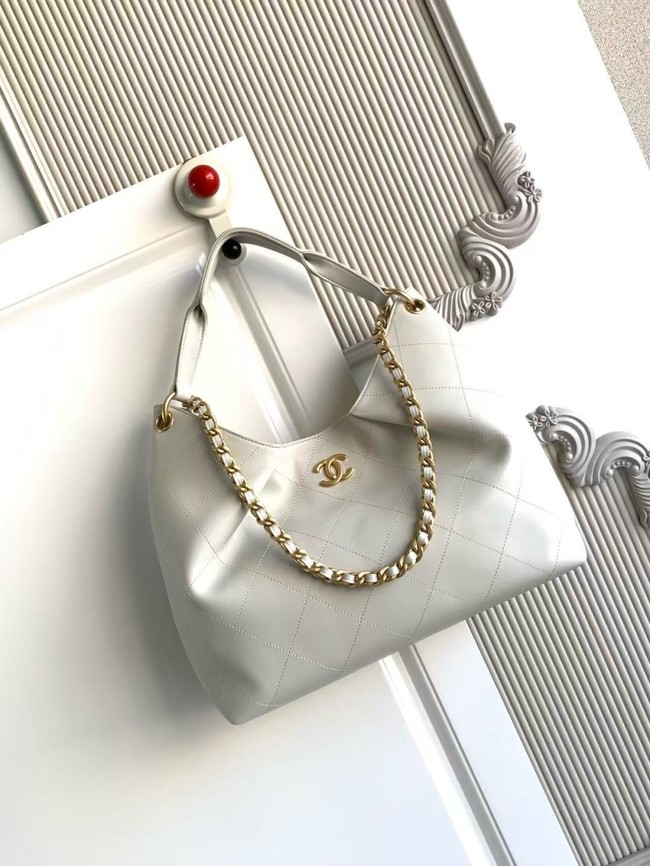 CHANEL Hobo Bag Lambskin AS5978 white