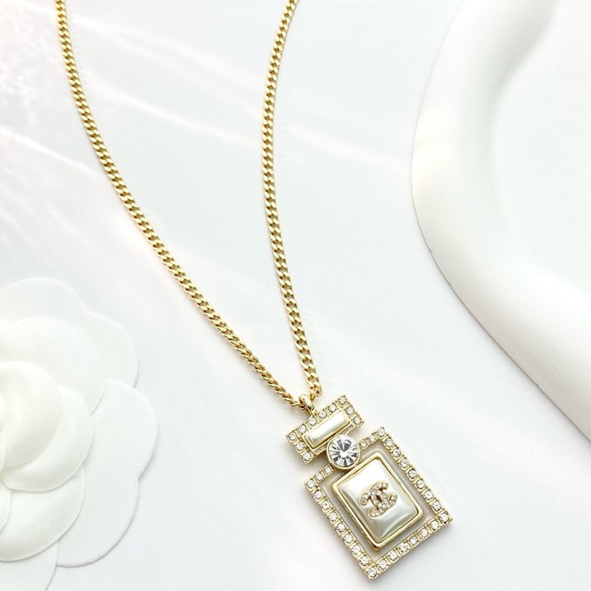 Chanel necklace CE81821