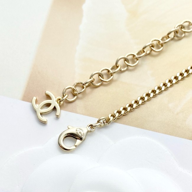 Chanel necklace CE81825