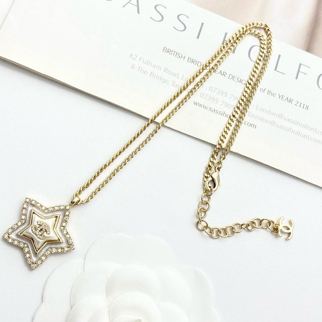 Chanel necklace CE81825