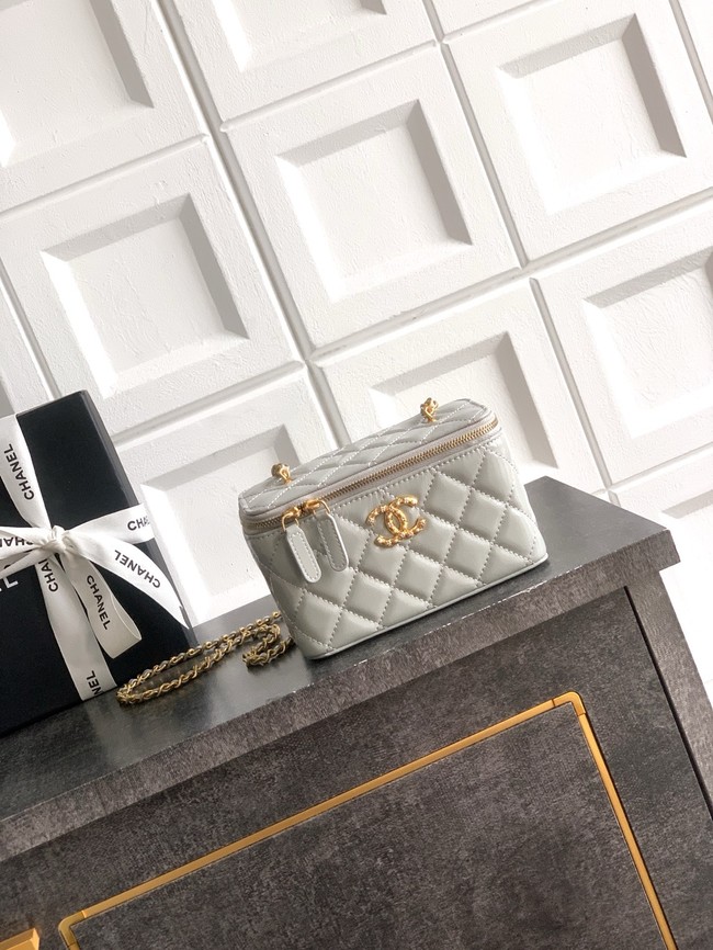 CHANEL 26C Vanity with Chain AP3940 gray