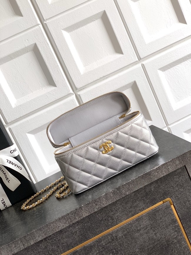Chanel Vanity with Chain 26C AP4936 Silver