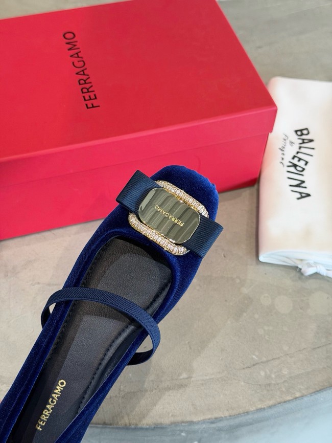 Ferragamo Flat shoes 21039-4