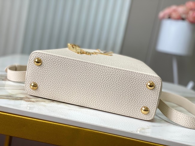 Louis Vuitton Capucines BB M26531 Cream