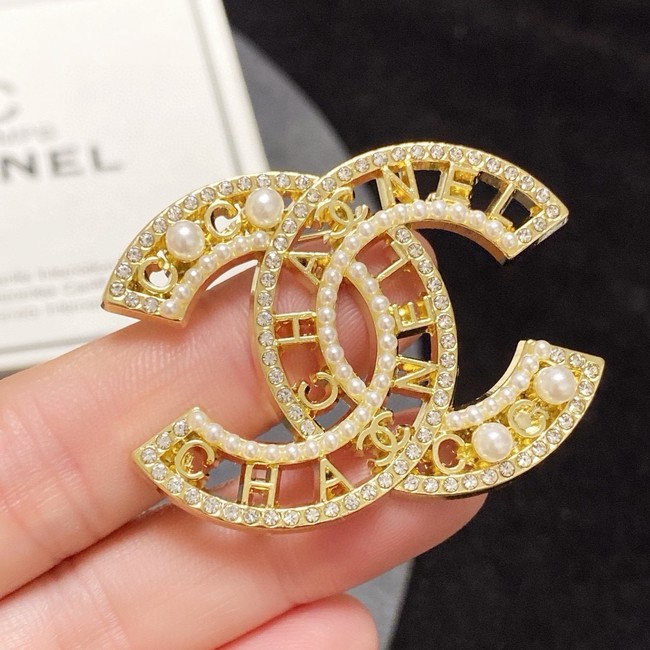 Chanel brooch CE81874