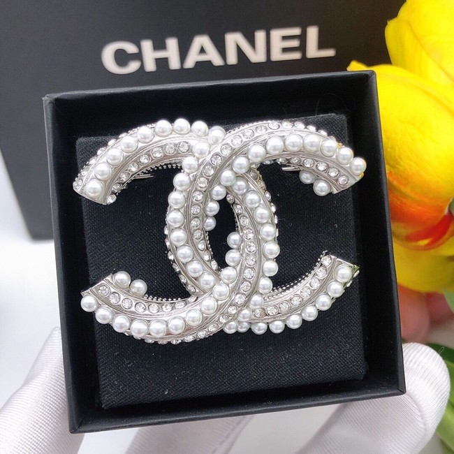 Chanel brooch CE81886