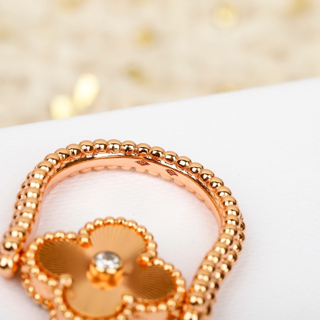 Van Cleef & Arpels ring CE81874