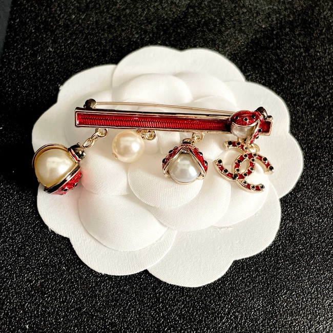 Chanel brooch CE81981