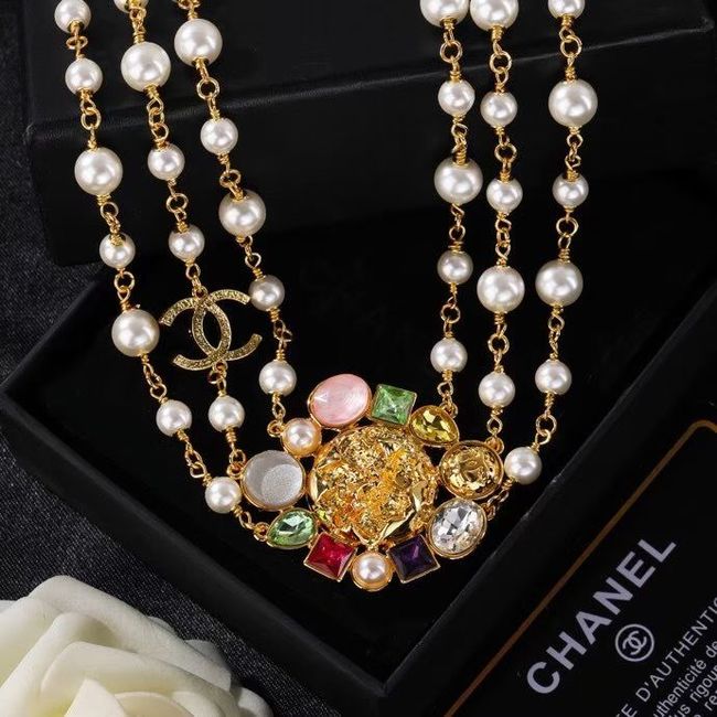 Chanel necklace CE82009