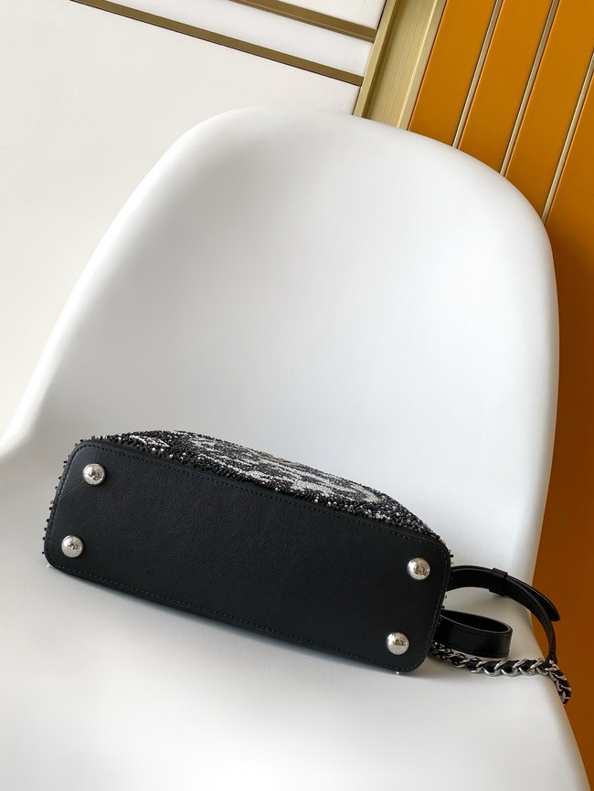 Louis Vuitton Capucines BB M12978 black