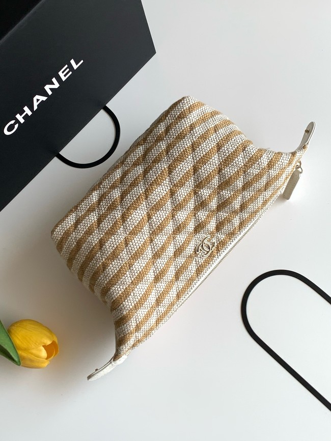 CHANEL Zipped Case AP4990 Beige & Light Beige