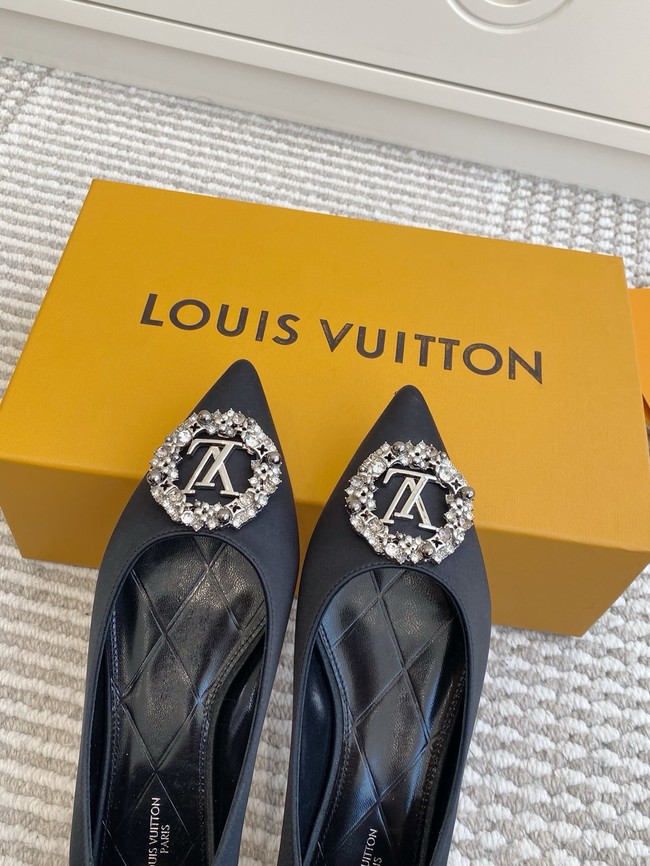 Louis Vuitton flats 66903-2