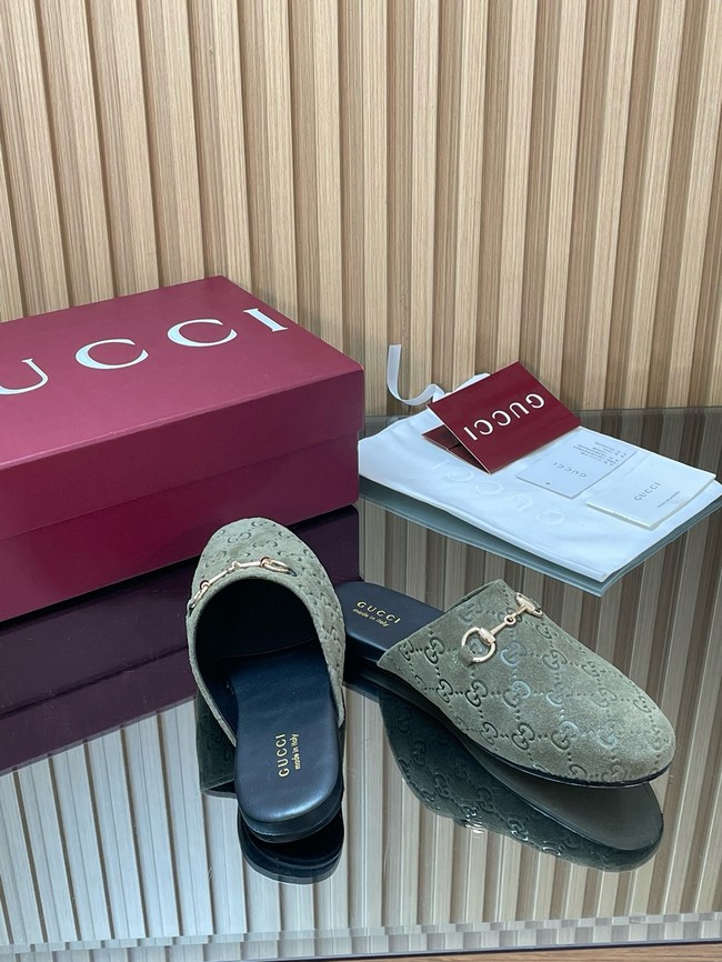 GUCCI Womens mule with Horsebit 855409-3