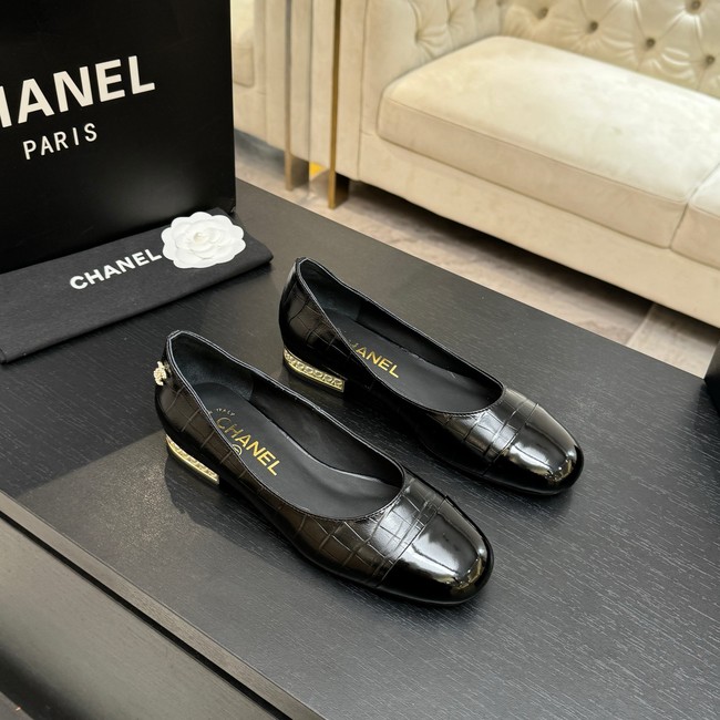 CHANEL Ballet flats 66947-3