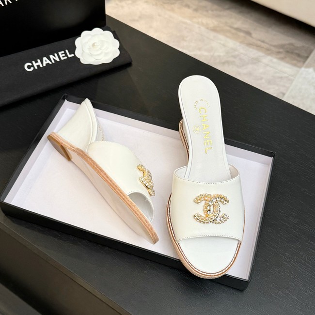Chanel Slippers 66943-10