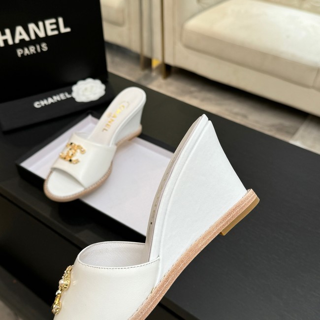 Chanel Slippers 66943-18