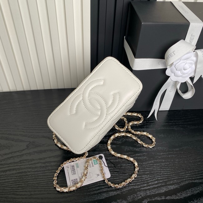 Chanel Long Vanity with chain AP4842 white