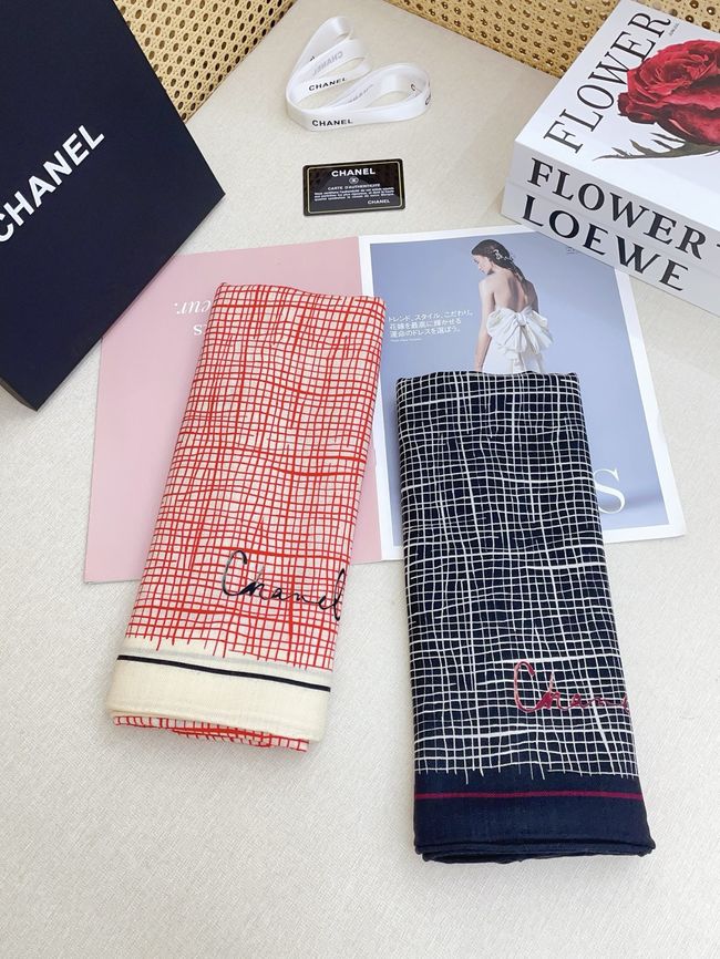 Chanel Wool and Silk Shawl AAC491-1
