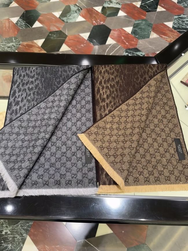Gucci Reversible Cashmere scarf A005HK-2