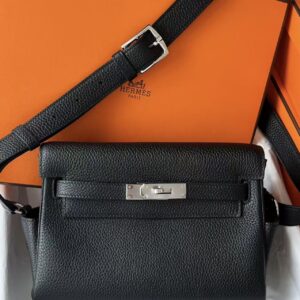 Hermès Kelly Messenger PM Bag