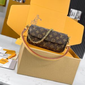 Louis Vuitton Ivy Chain Wallet